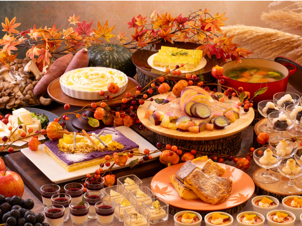 9月〜11月20日迄のお食事の内容は「Autumn Sweets&Lunch Buffet」を ご利用いただけます。