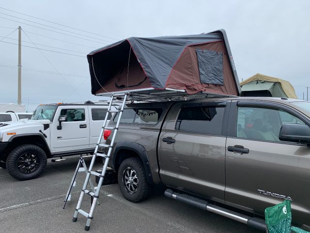 雨あがり等芝生スペースが制限される場合は舗装スペースを利用出来ます。