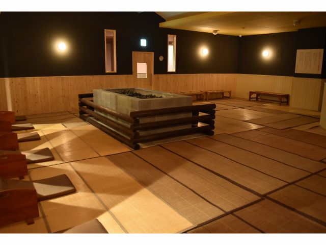 麦飯石サウナ