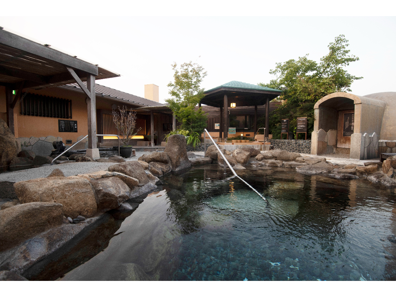 【《平日限定》お食事券1000円分付き 16%off♪】入館料+タオルセット+サ...