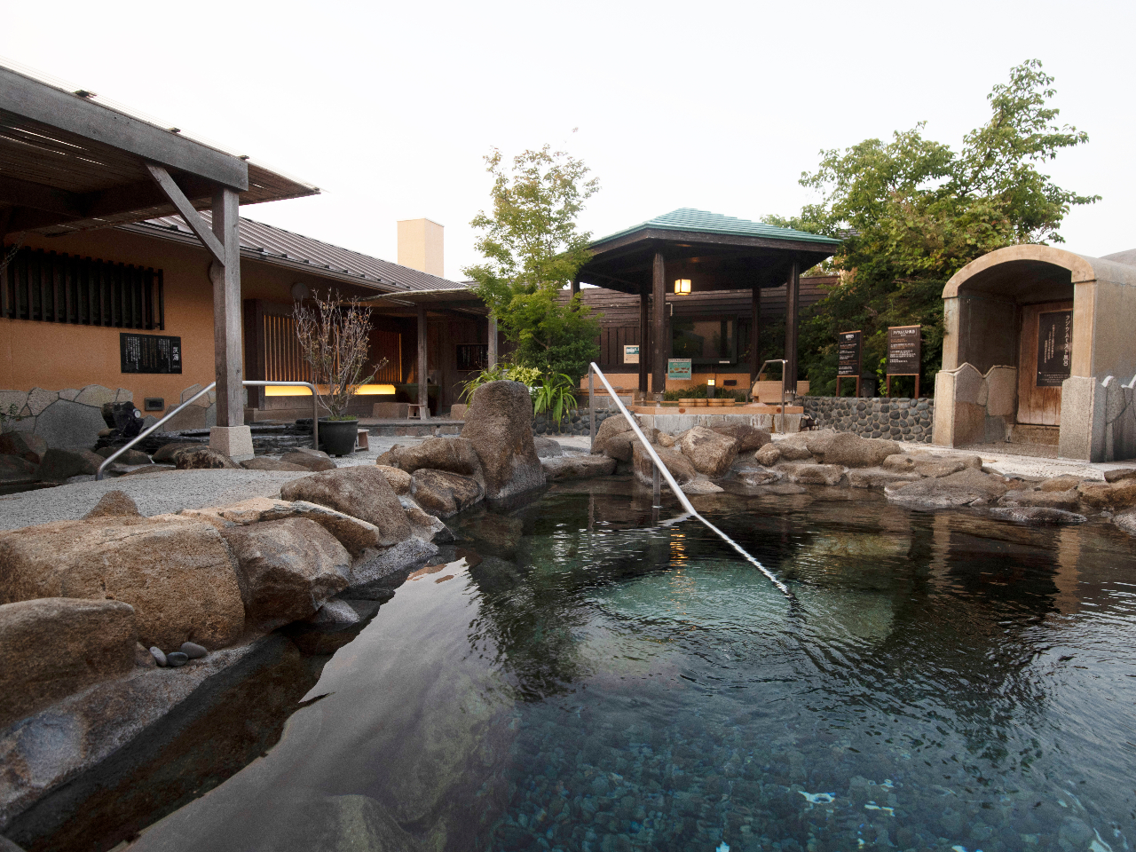 《最大23%OFF!》【入館料&タオルセット&サウナ着の3点セット!】お好きなお...