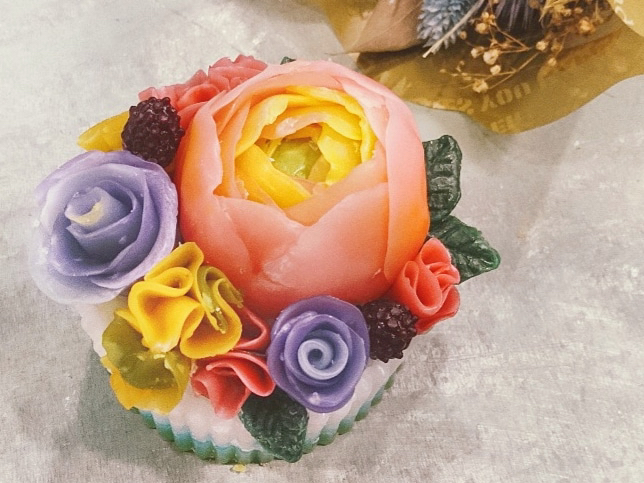 ԂтꖇꖇBނ̂Ԃ\łB