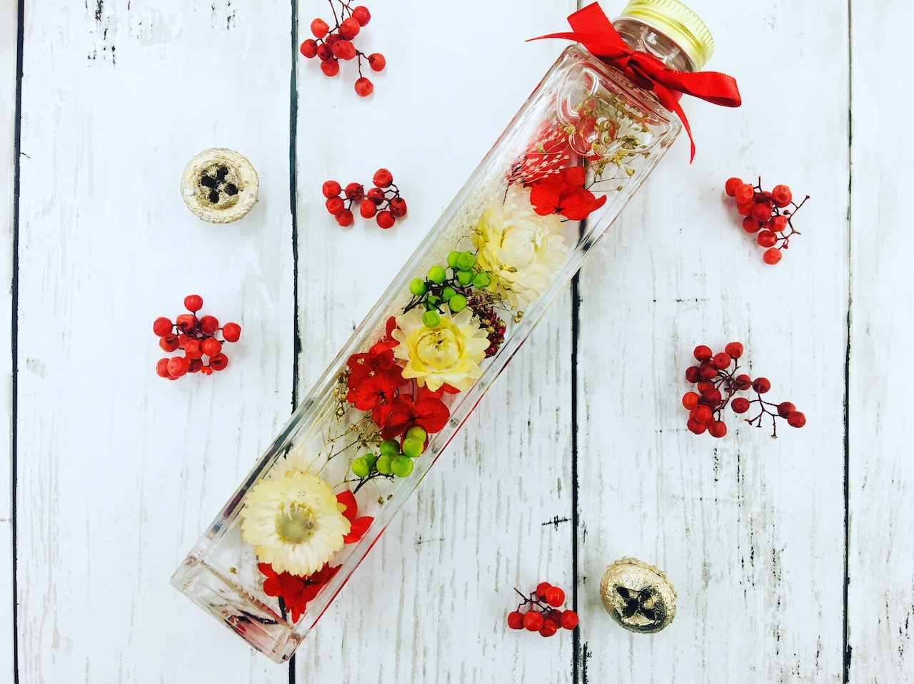 クリスマスイメージのハーバリウム