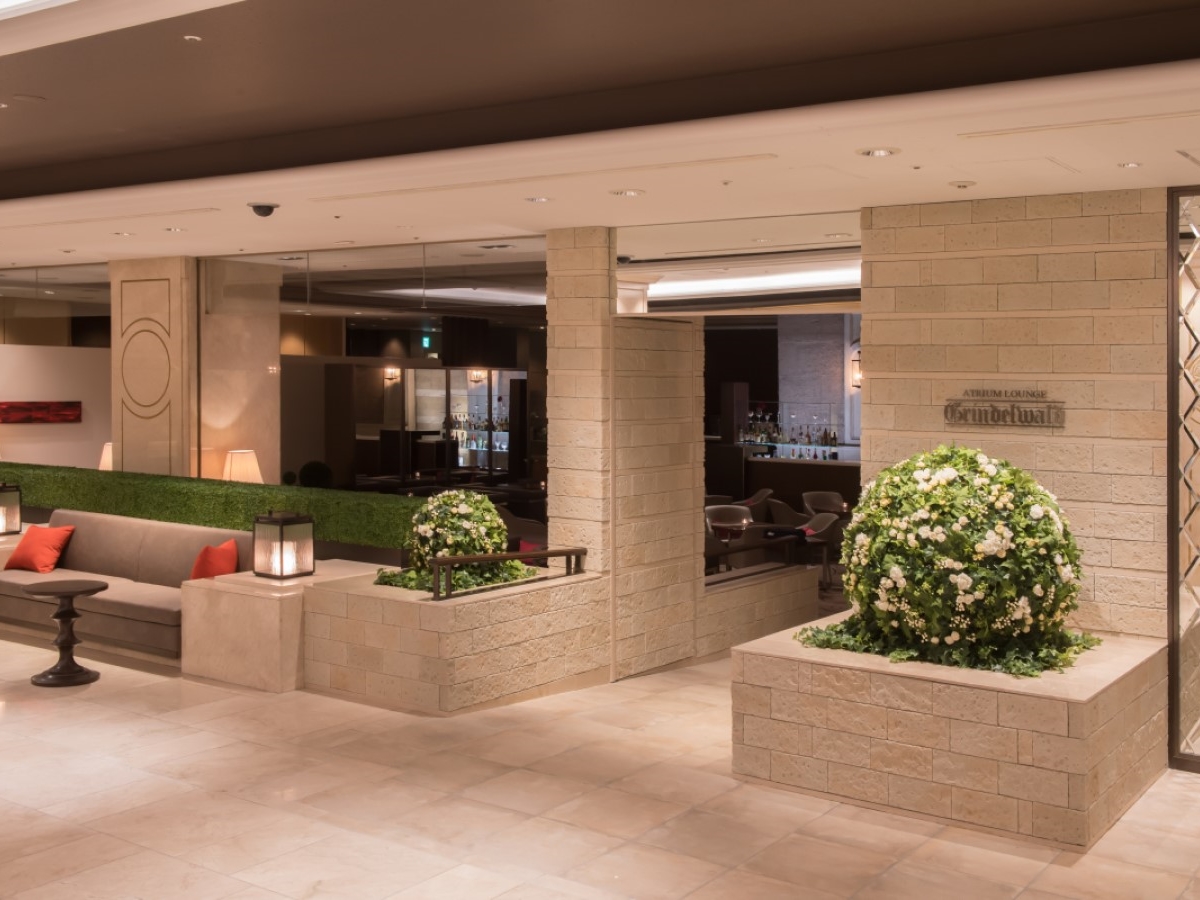 ホテルの正面玄関を入ってすぐの入り口