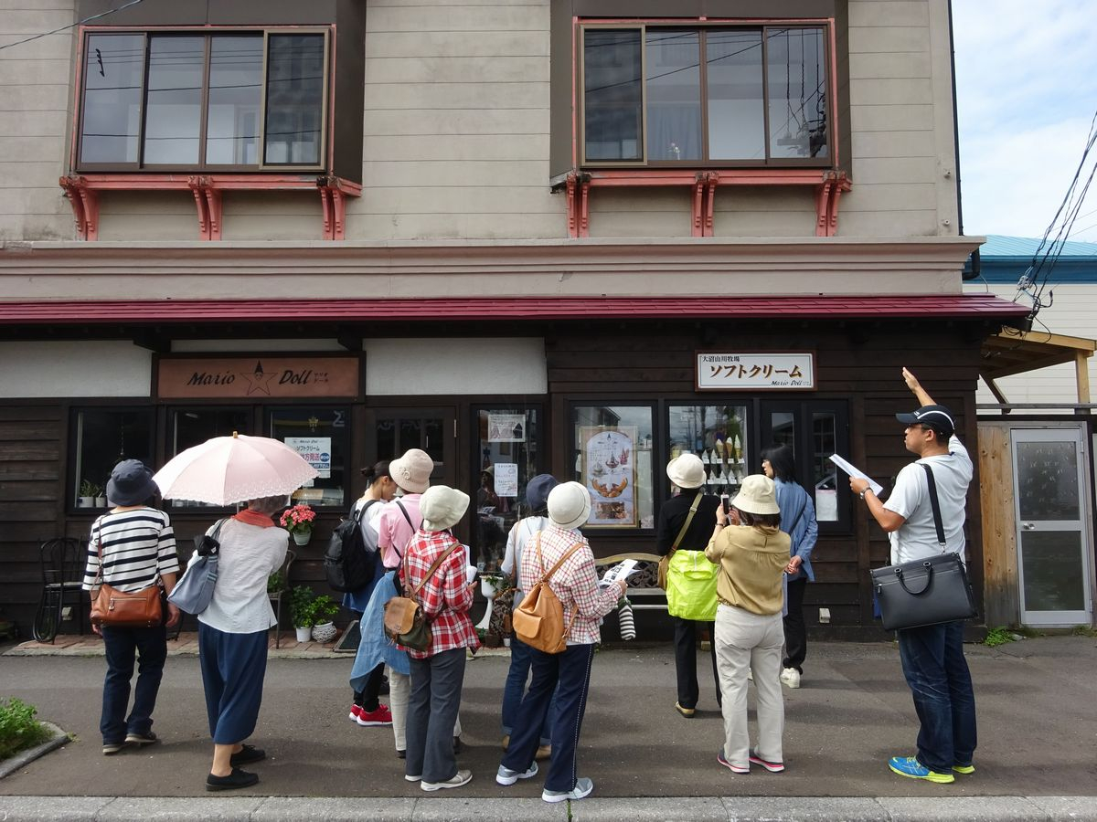 街歩きガイドツアー　歴史ある建物を活用したカフェめぐり 