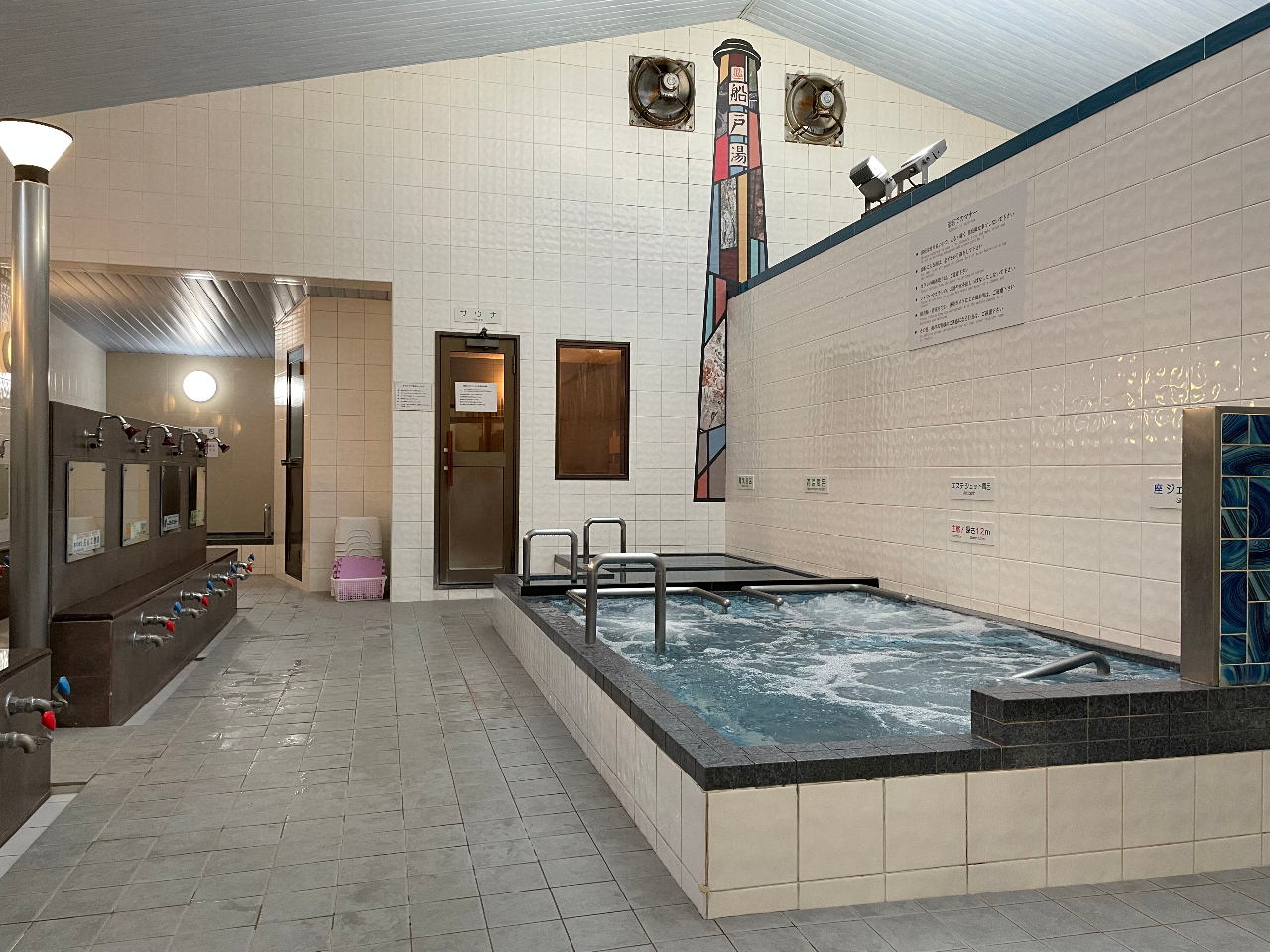 [1.2[g̃X[p[WFbgĆAOwEEKEr𐅈ŌshĂ܂