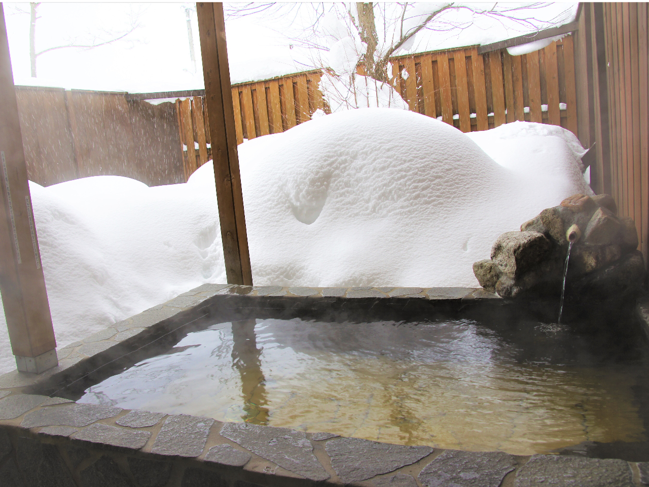 �e�嗁��ɂ���I�V���C�@�~���͐ጩ���C�ɂȂ�܂��B����������B