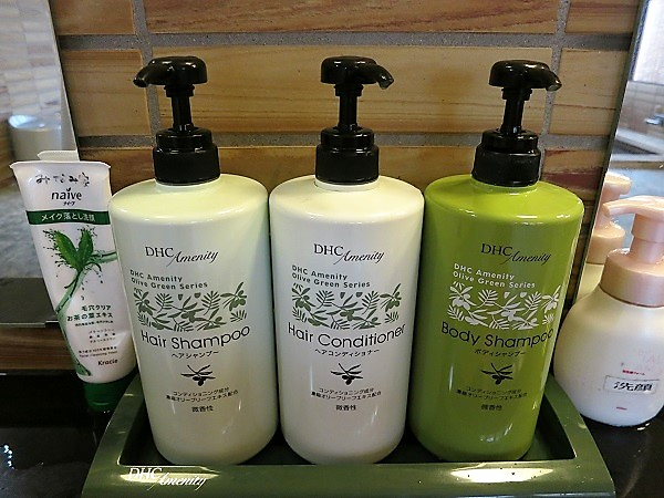 �e����ɂ�DHC�A���j�e�B�����p�ӁB