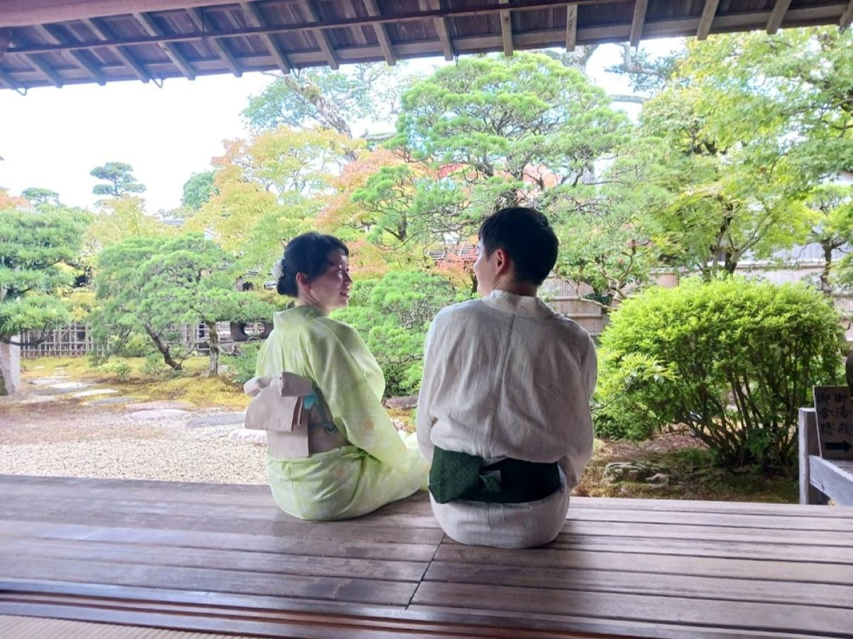 萩の代名詞とも言える 菊屋家住宅のお庭は着物にふさわしい写真撮影スポットです。