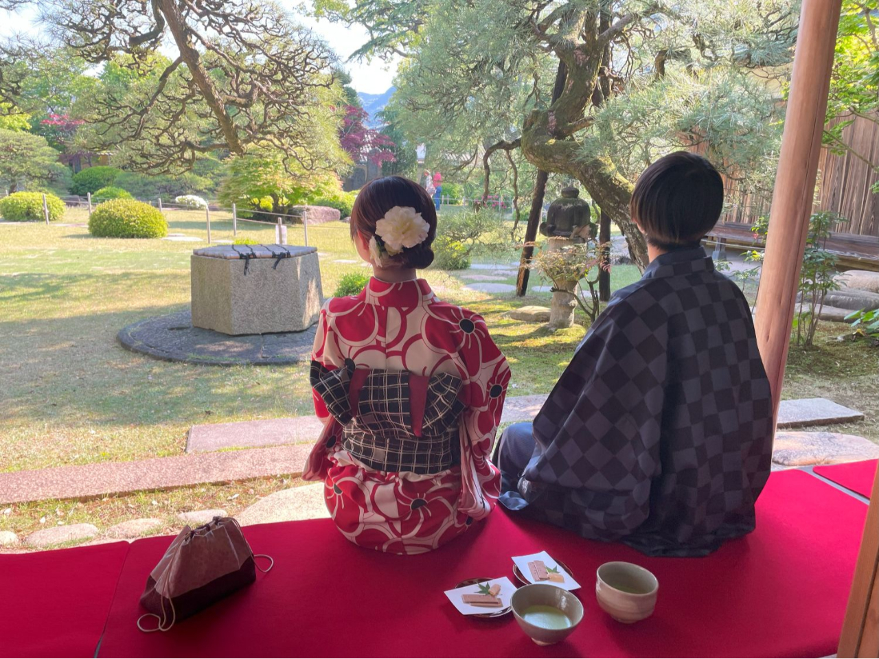 萩には ゆっくりお抹茶をいただくことの出来る施設がたくさんあって、着物を2倍楽しめます。