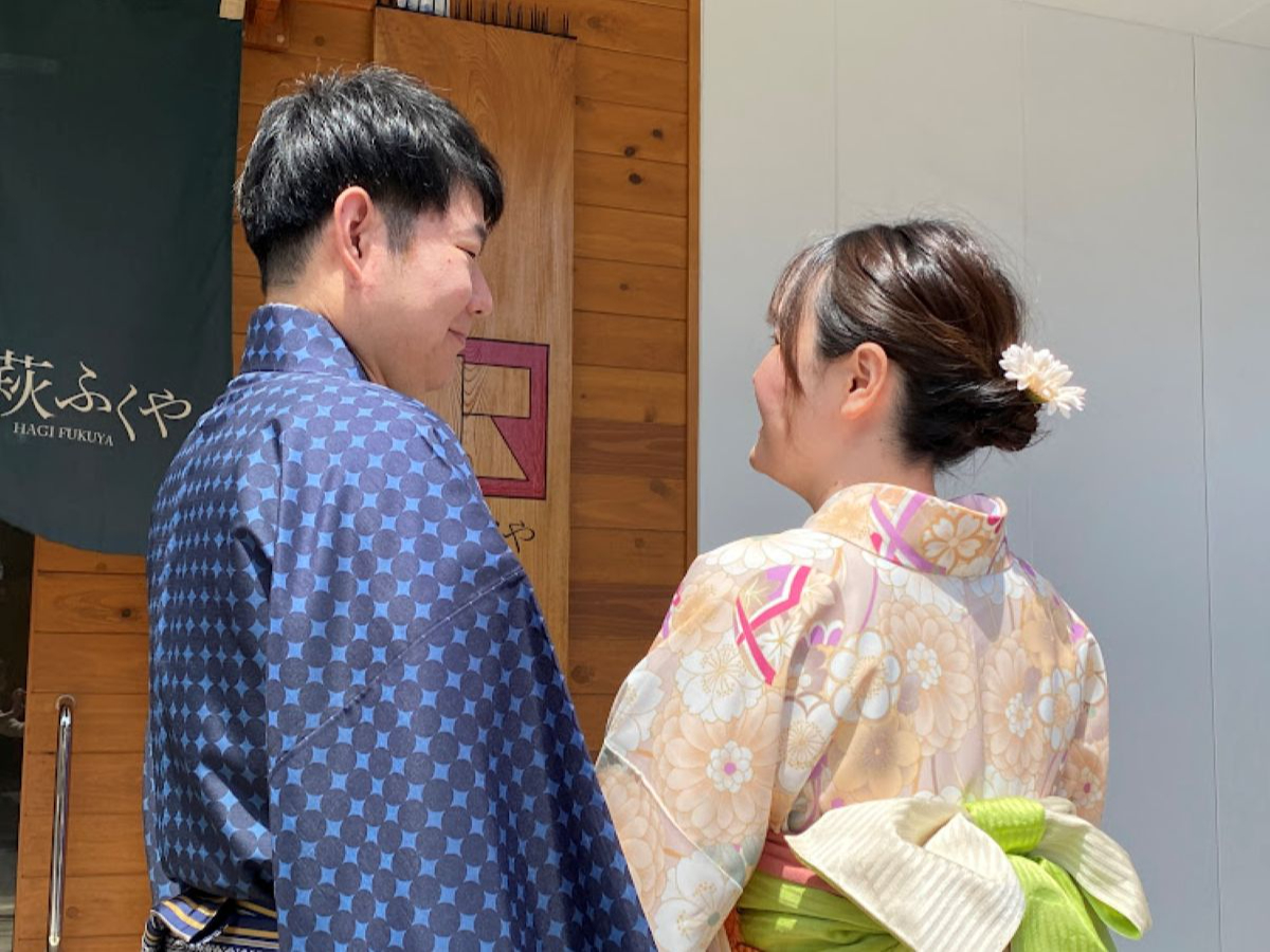 店舗前でのツーショット、良い記念になりますよね!