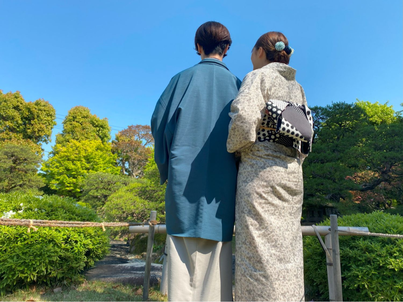 2人の雰囲気に合わせて 着物もコーディネート。二人で着物デートって いつもより楽しさ倍増ですよ!