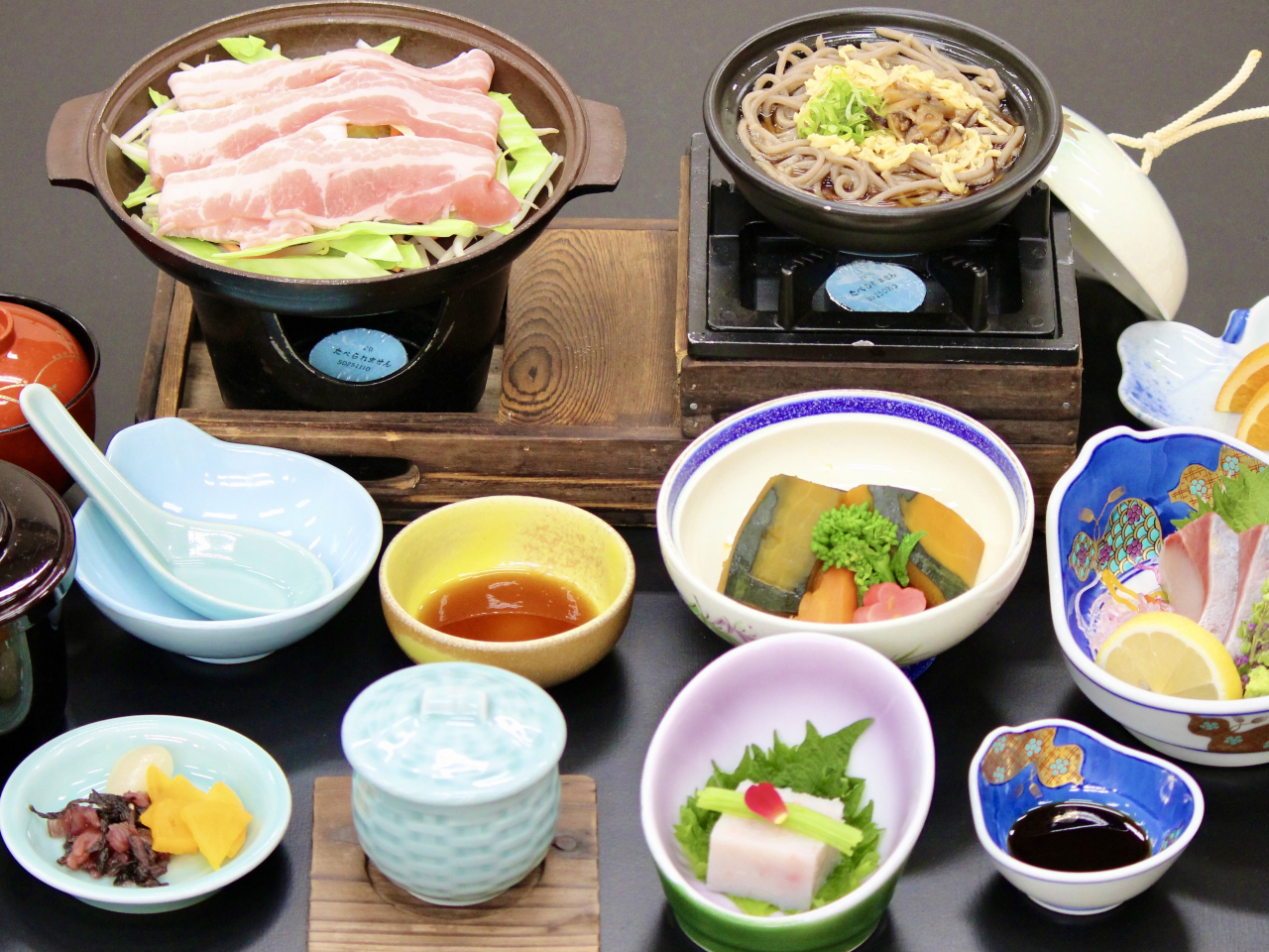 �y���[�H�z�N�z�̕���H���ׂ����ł����ׂĂ������オ�肢��������悤�A���N�Ɣ������ʂ��R���Z�v�g�ɂ����a��ȁi�S10�i�j�����p�Ӂi�ʐ^�̓C���[�W�ł��j�B