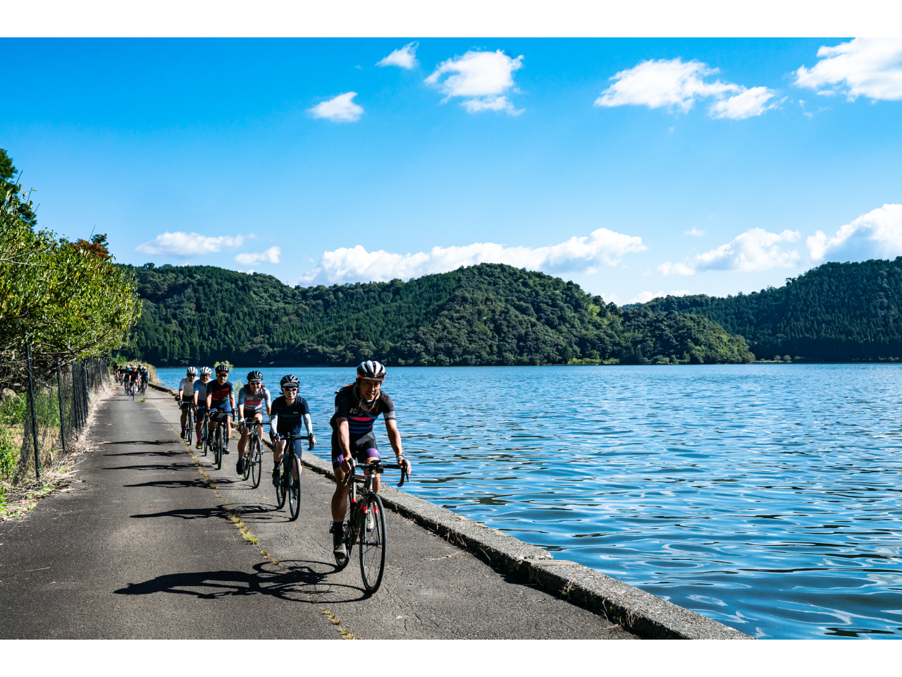 【福井・若狭美浜】三方五湖「ゴコイチ」ガイド付きサイクリングツアー！絶景湖畔と映...