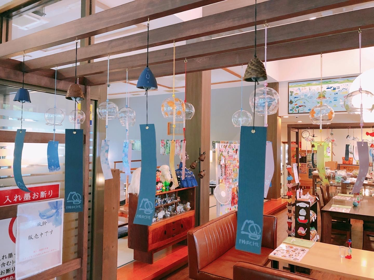 春にはひな祭り、夏には風鈴飾り、秋にはハロウィンなど、季節ごとのイベントや飾りつけもお楽しみいただけます。