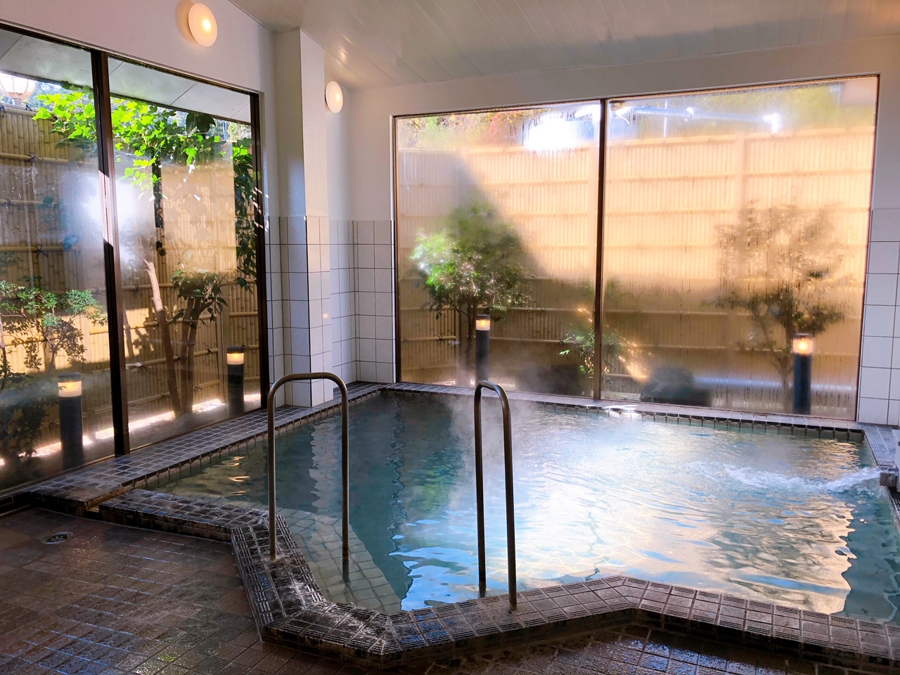 VŔAʂ̍VR̕ێh^PC_h93r/Lȏ܂݁AׂׂɂȂƍD]ł