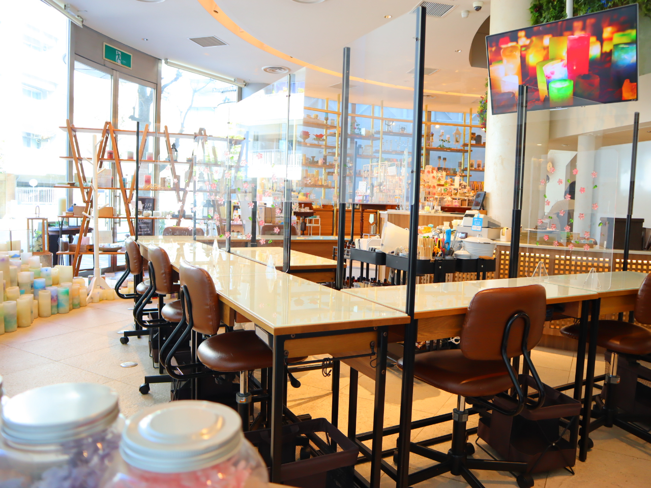 �J���I�Ȗ��邢�����ł���肢�������܂��B