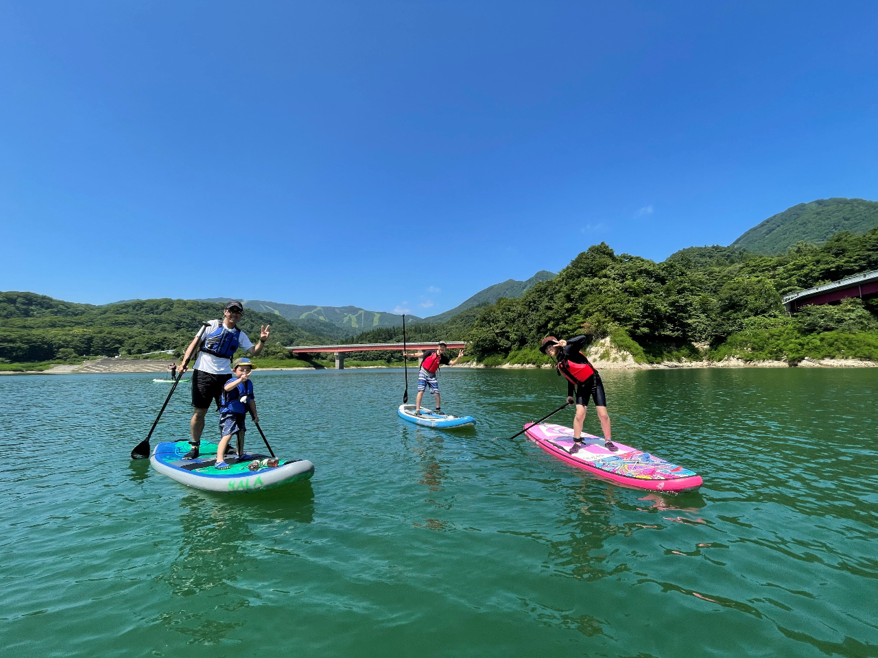 �Ƒ��Ń`�J�������킹�Ĕ鋫�̌΂��`��