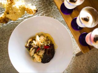 メイン:キノコのペペロンチーノ風スパゲッティ ※写真はイメージです