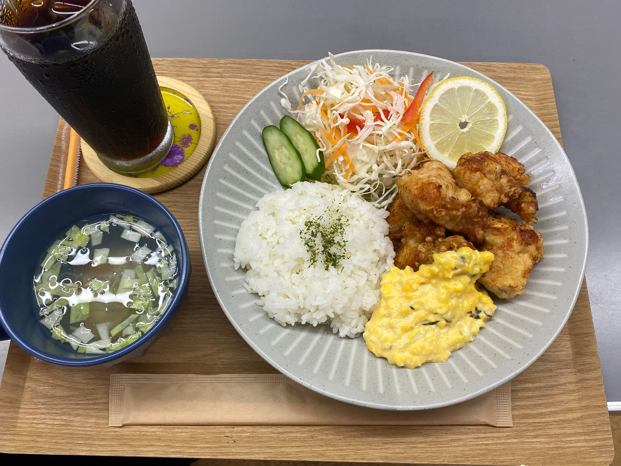 ���g���v���[�g