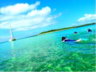 【西表島】地域共通クーポンOK!a14.マングローブカヌー・滝&パナリ島・ヨットクルーズ+シュノーケリング【写真データ無料】
