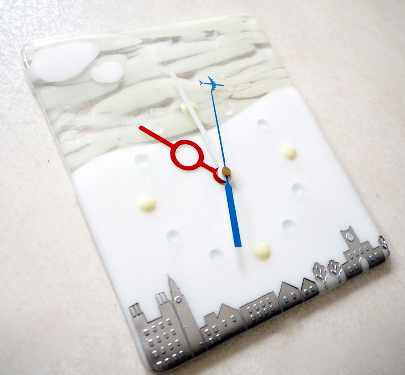 KX̎vłBs@̐jƂĂ̂ŁÃv[g̓VvɐF܂gȂfUCɂ܂B