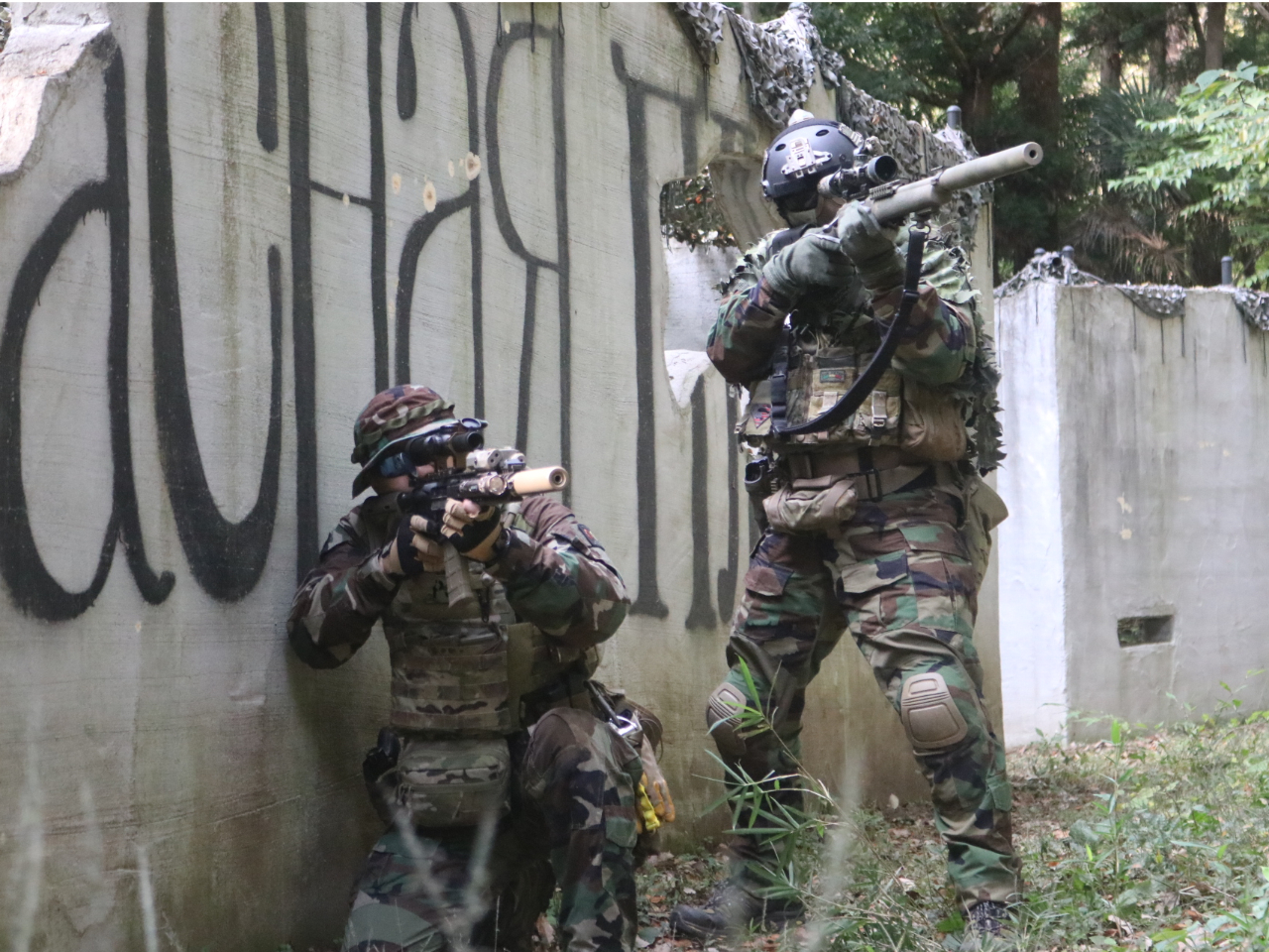 pЃGAŋLOBeB@͔ŔpЂƉsXnłB