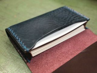 レザークラフト体験 嬉しい当日持ち帰りok 職人のまち墨田区で体験する 名刺入れ作り His Factory ヒズファクトリー じゃらん遊び 体験