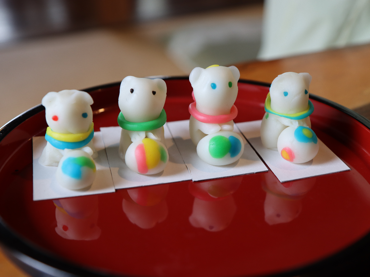 �q���⊱�x�A�܂��͂��D���ȃL�����N�^�[���̌`������Ă݂܂��傤