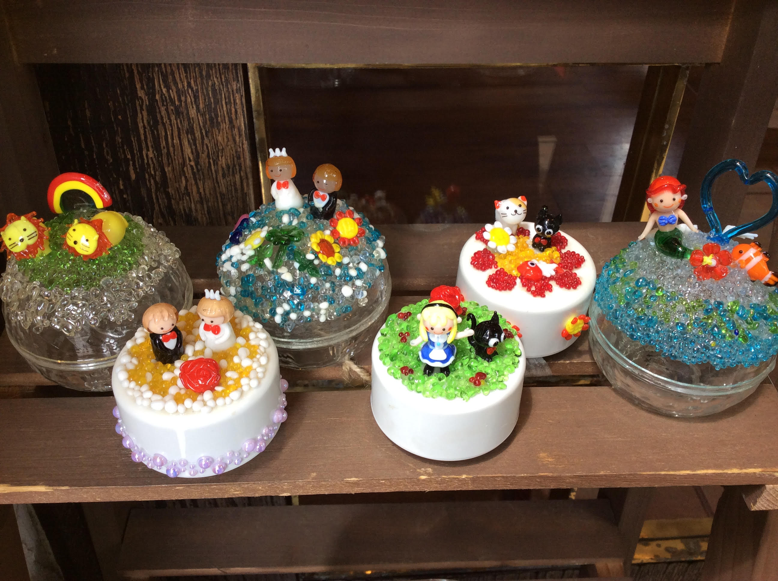 コロナ対策中 お気に入りの曲で自分だけのオリジナルオルゴール作り 旅の思い出に残しましょう ファミリー 女性に人気 カップルにもオススメ 黒壁オルゴール館 じゃらん遊び体験