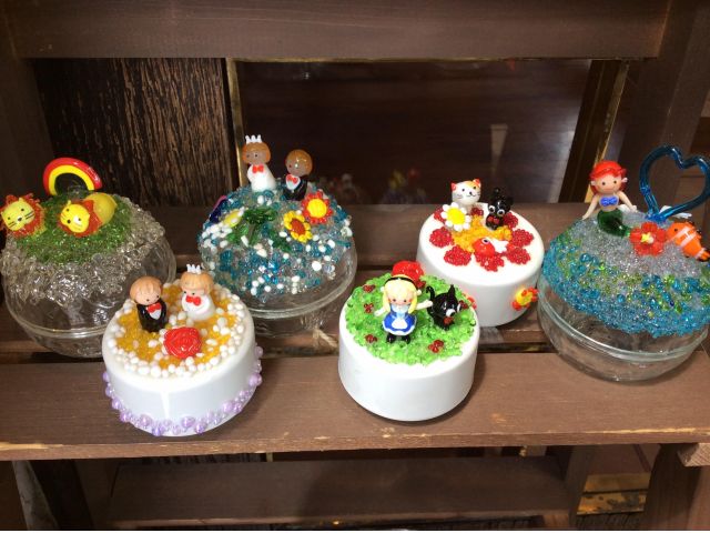 コロナ対策中 お気に入りの曲で自分だけのオリジナルオルゴール作り 旅の思い出に残しましょう ファミリー 女性に人気 カップルにもオススメ 黒壁オルゴール館 じゃらん遊び体験 コロナ対策中 お気に入りの曲で自分だけのオリジナルオルゴール作り 旅の思い出に残しましょう ファミリー 女性に人気 カップルにもオススメ 黒壁オルゴール館 じゃらん遊び体験