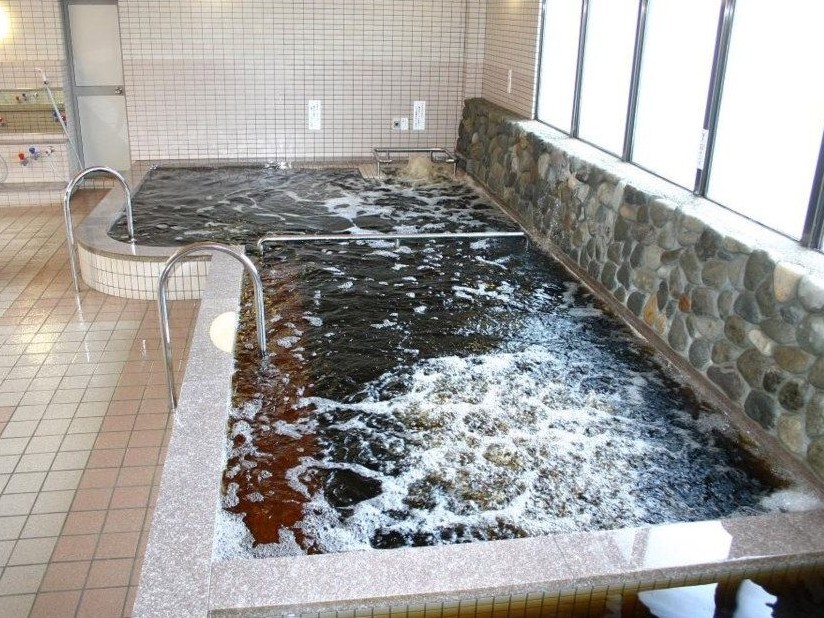 日帰り温泉 コーヒー色の100 天然温泉 美川温泉元湯ほんだ で日帰り入浴 美肌効果でお肌すべすべ 体もぽかぽか 地元や温泉愛好家の方々に愛される温泉です 美川温泉元湯ほんだ じゃらん遊び体験 日帰り温泉 コーヒー色の100 天然温泉 美川温泉元湯ほんだ で日帰り入浴 美肌効果でお肌すべすべ 体もぽかぽか 地元や温泉愛好家の方々に愛される温泉です 美川温泉元湯ほんだ じゃらん遊び体験