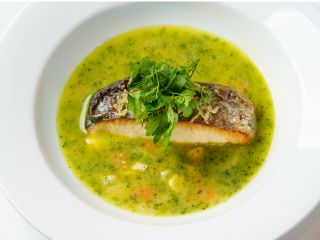 鰆のロースト 白菜のスープ仕立て パセリの香り(12/1〜12/31)※メニューイメージ