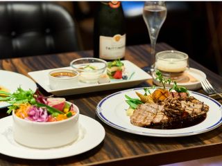 メインディッシュはお魚料理またはお肉料理からお選びいただけます。(メニューイメージ)