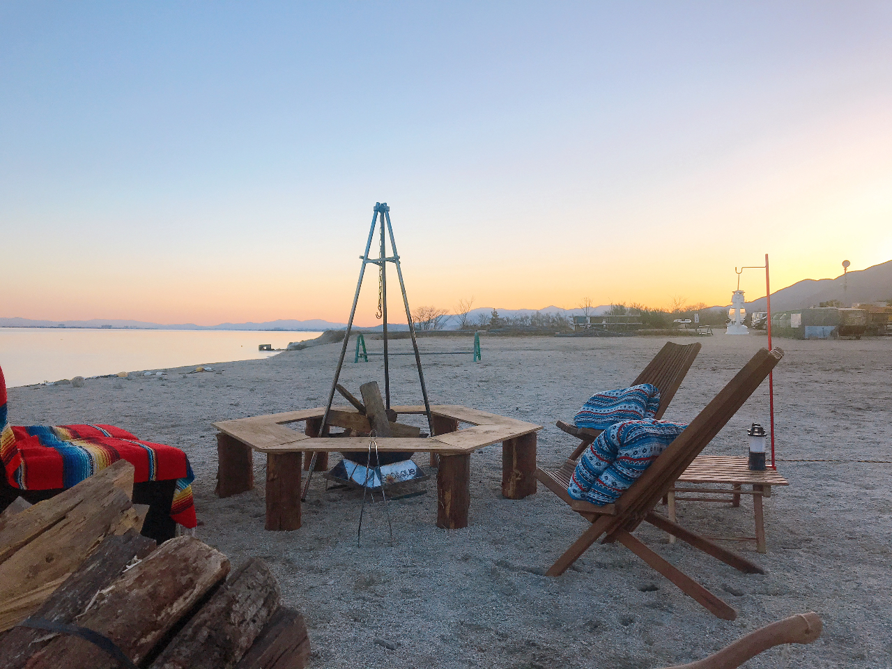 ���ʊ������Ȃ��A������ԂŃt���[�X�^�C���ȕ����Α̌����B���������_�b�W�I�[�u���������t���l�C�̕����΃J�t�F�B