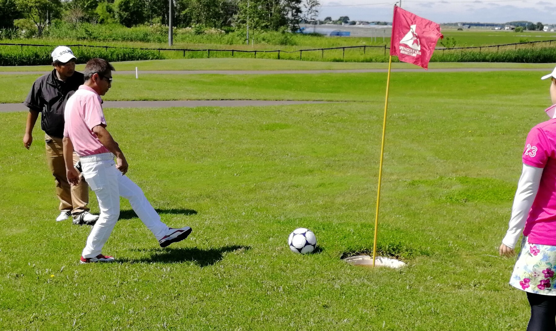 【サッカー+ゴルフ(9ホール)】新感覚スポーツ!ゴルフ未経験者も楽しめちゃう!大...