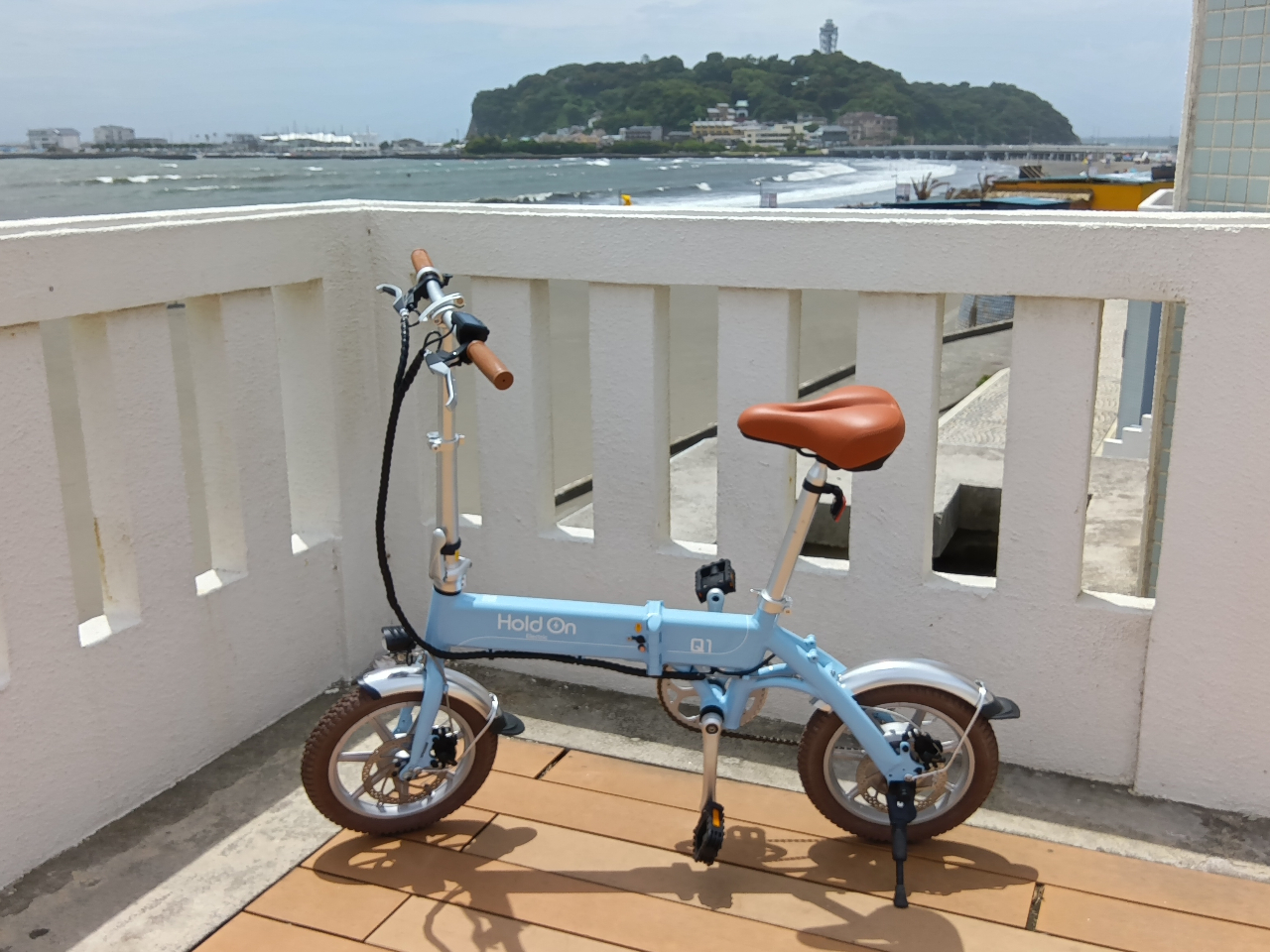 ���S�n���ǂ��X�^�C���b�V�����t�H�g�W�F�j�b�N�ȎԎ킪�����������܂��B���D���ȎԎ�����I�т��������܂��B