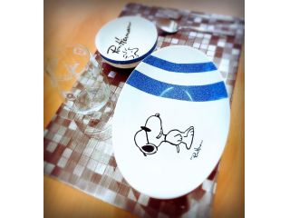 ロゴマークを揃えれば、カフェ気分でランチやディナーを楽しめる♪友達が来ても可愛い食器でお出迎え★