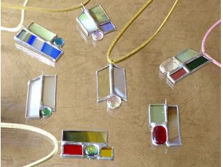 落ち着いた輝きが美しい、シックな一品が完成します。