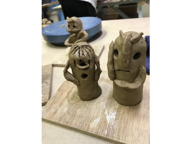 ユニークなハニワくんたち。小学生と幼稚園年長さん。そしてママと作りました!