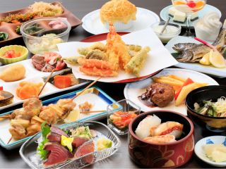 夕食バイキングお料理イメージ※季節によりお料理が内容が異な ります。