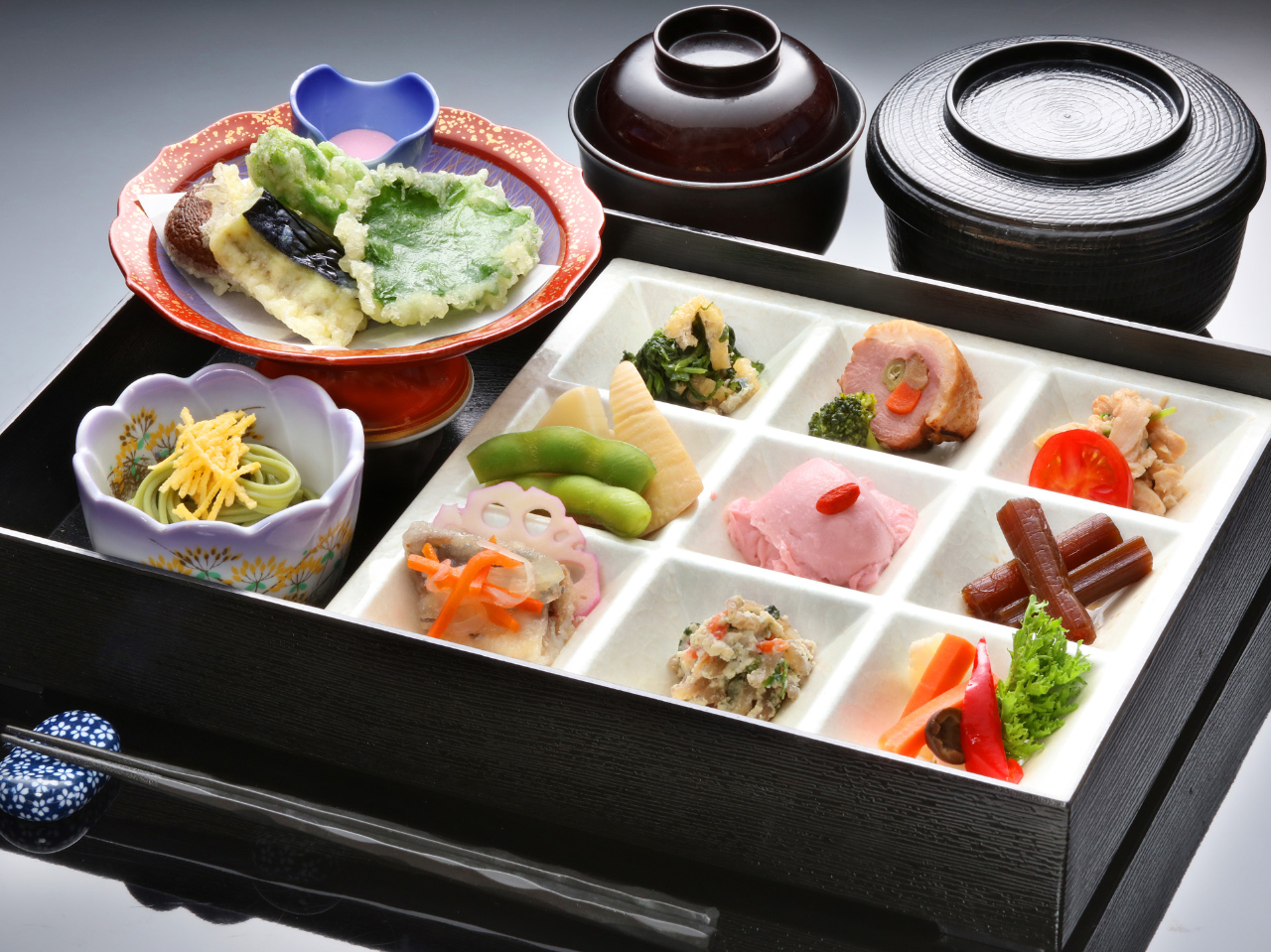 lCNo.1uԓ`v@{̍ʂ藿9iAVՂA΁AсA`