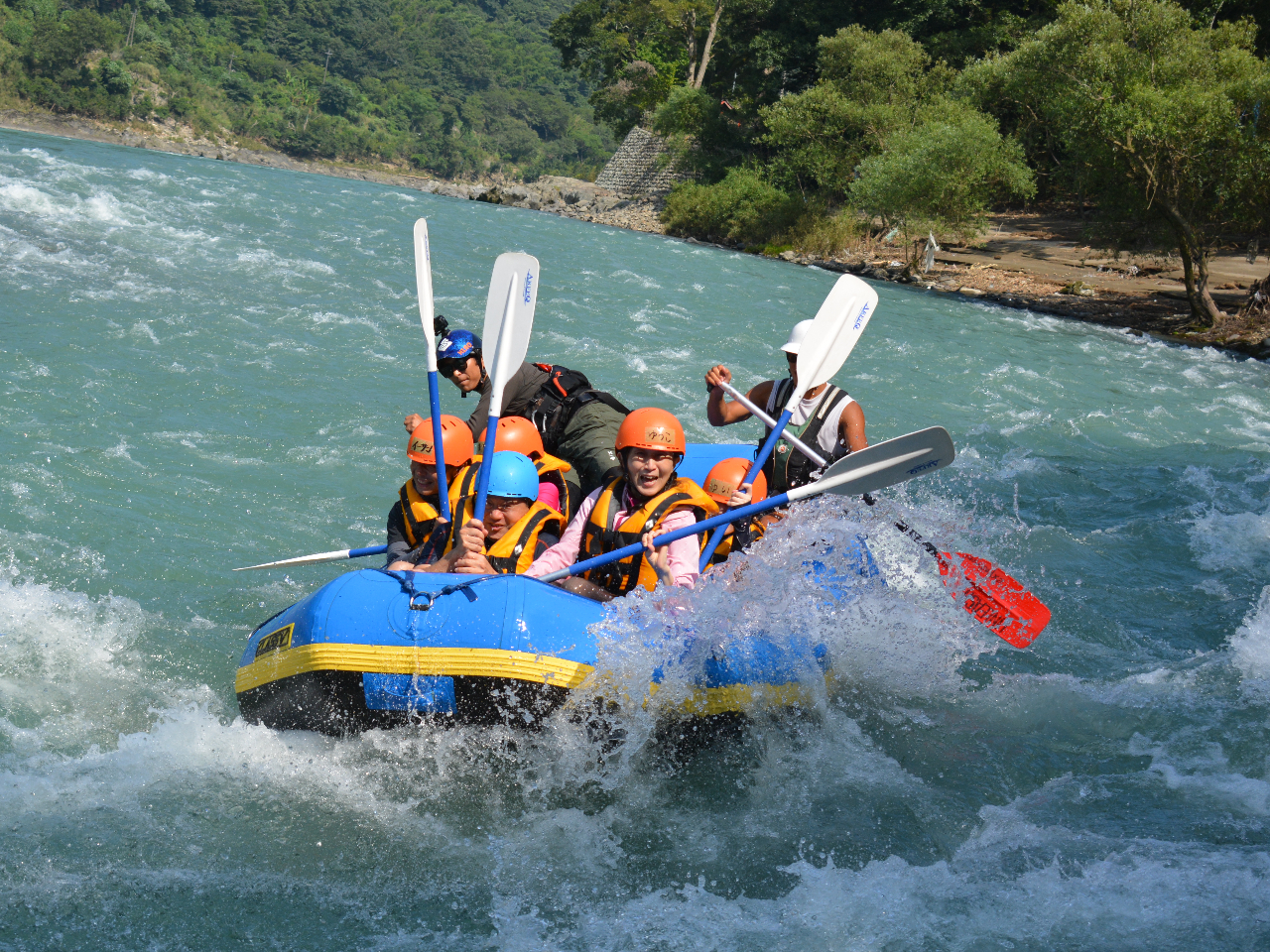 九州で最も激しいラフティングリバー!
