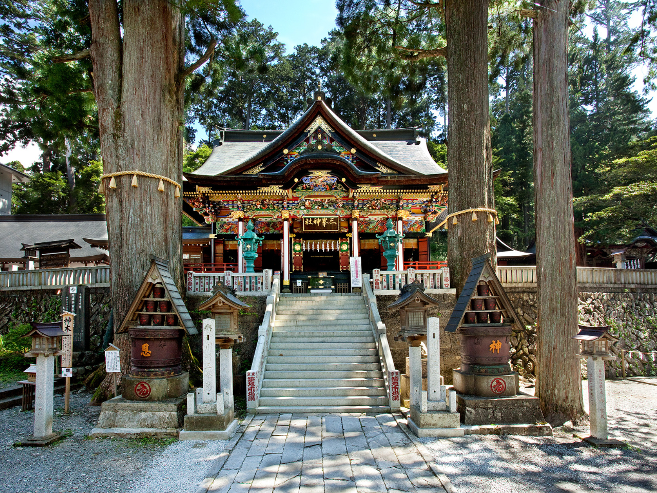【平日限定11/10、11/17】大滝地区応援!心と体をリセット!三峯神社&道の...