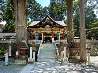 三峯神社拝殿