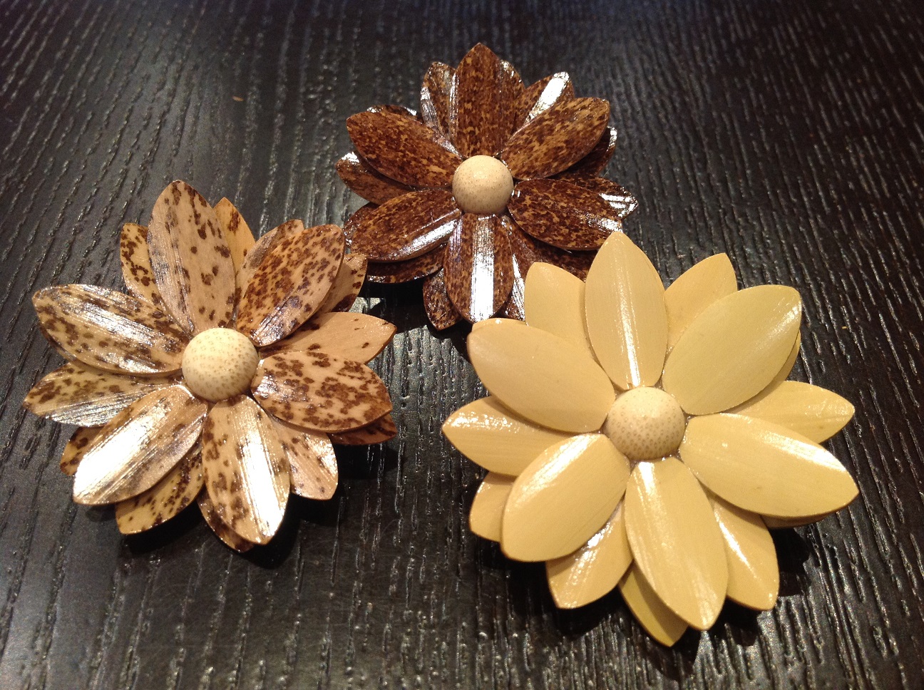 【竹クラフト体験】花のブローチ作り♪お好きな花びらを選んで組み合わせ♪<当日お持...