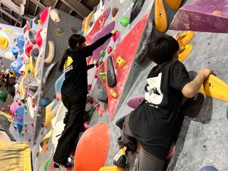 家族でボルダリングを楽しもう!