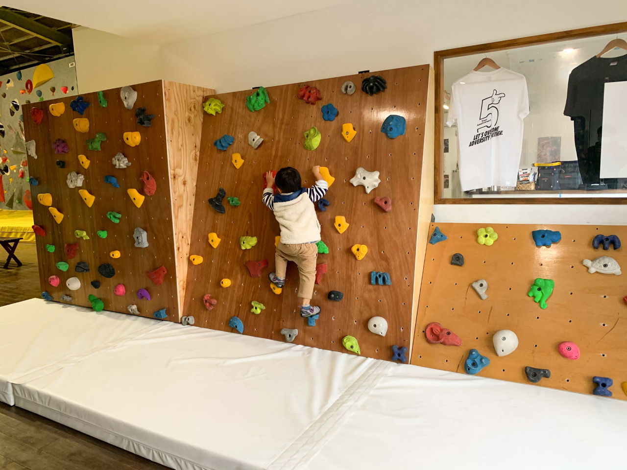 DȕǂōDȐFgēoĂ݂悤