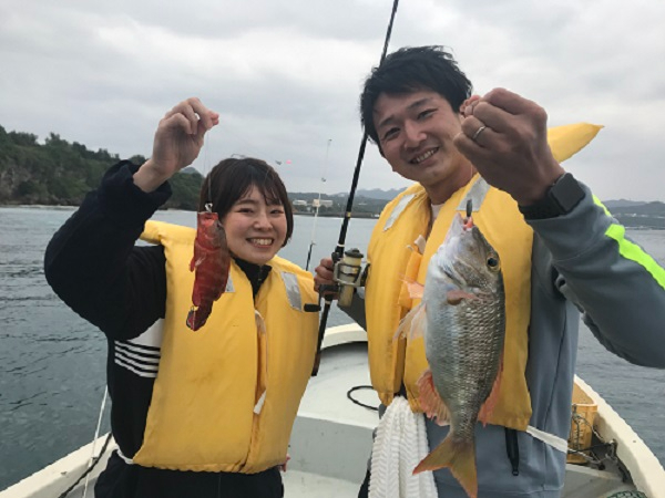 ނ̓TvCYŃtGtL_CQbgAޏ̓jWn^Qbg@ӂł̂т肨y݁B