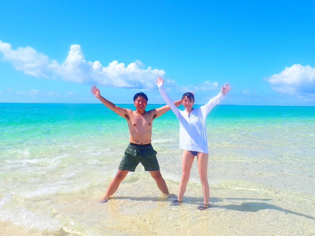 ƃ^[RCYu[̊CƂ̃RgXg͐iłI